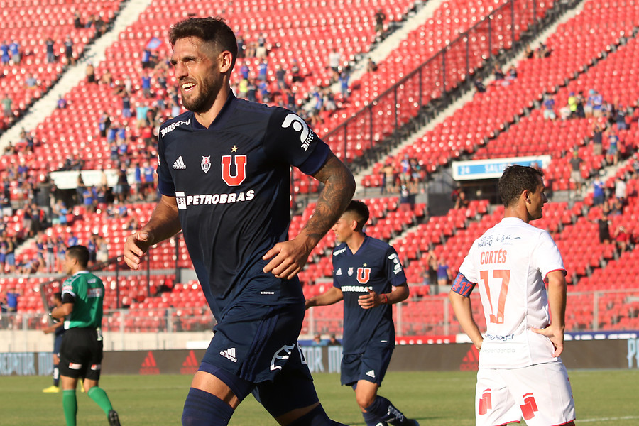 Larrivey anota un póquer ante Curicó - agencias